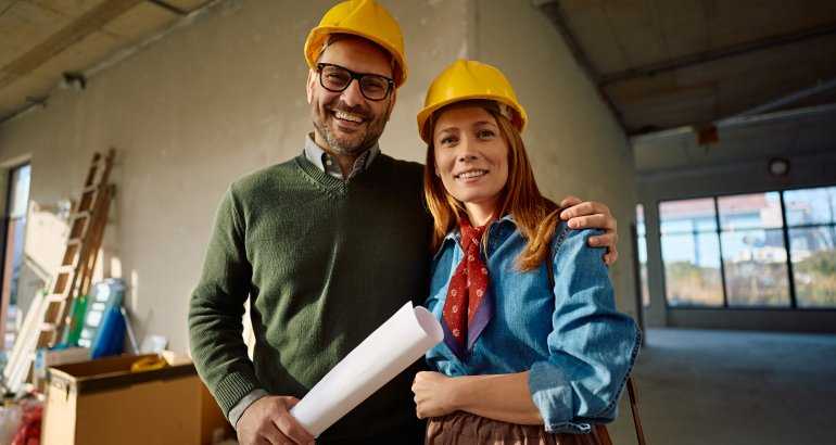 Renovación de pisos: ¿Qué profesional contratar?