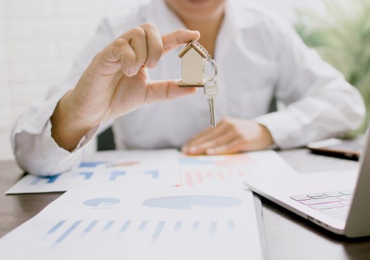 Acceso a archivos al vender propiedades inmobiliarias.