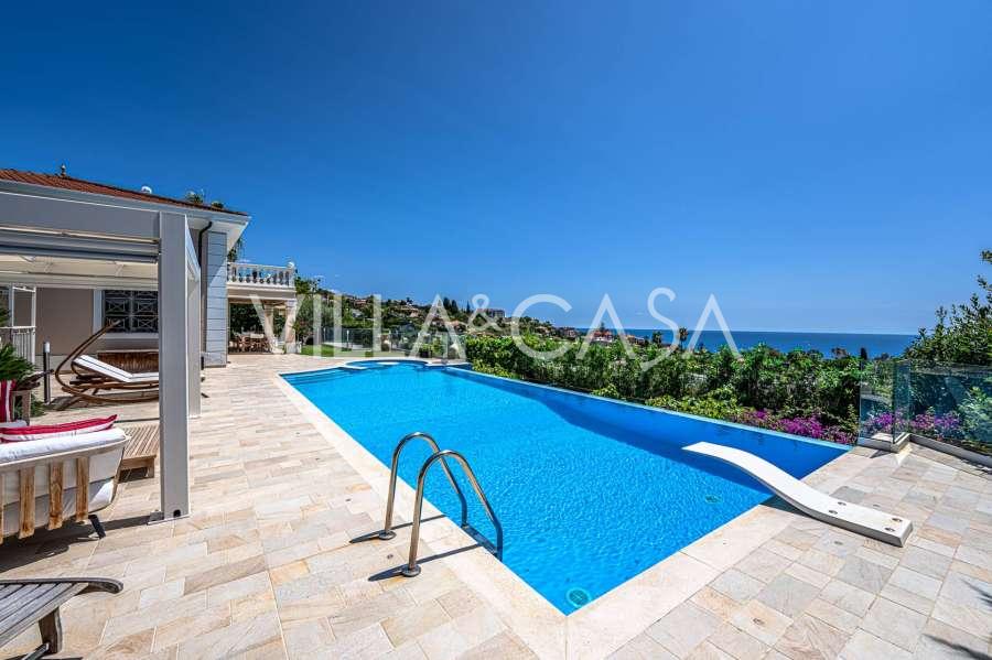 Villa de lujo de 400 m2 en Sanremo