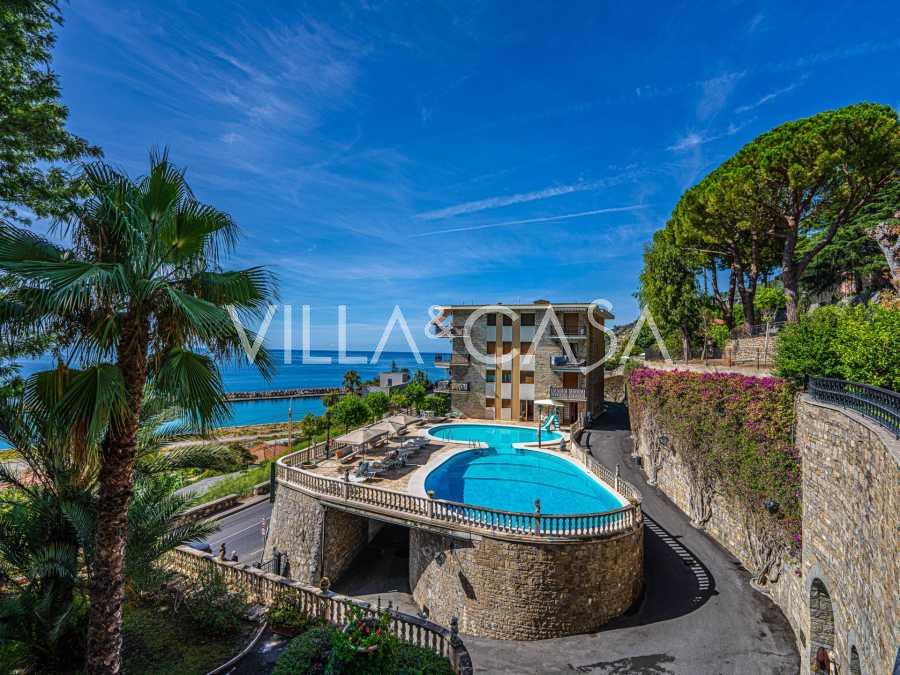 Ático de 127 m2 en Ospedaletti en venta.