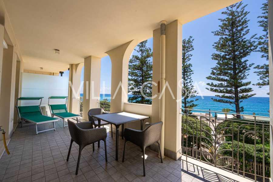 Apartamento con vistas al mar en Bordighera.