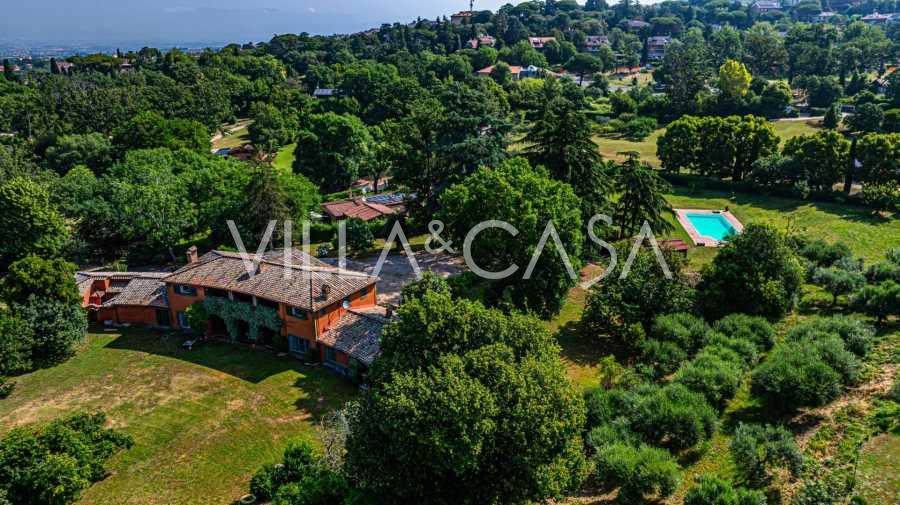 Villa con piscina, histórica, Grottaferrata.