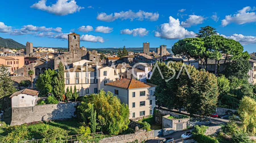 Lujosa villa en el corazón de Viterbo.