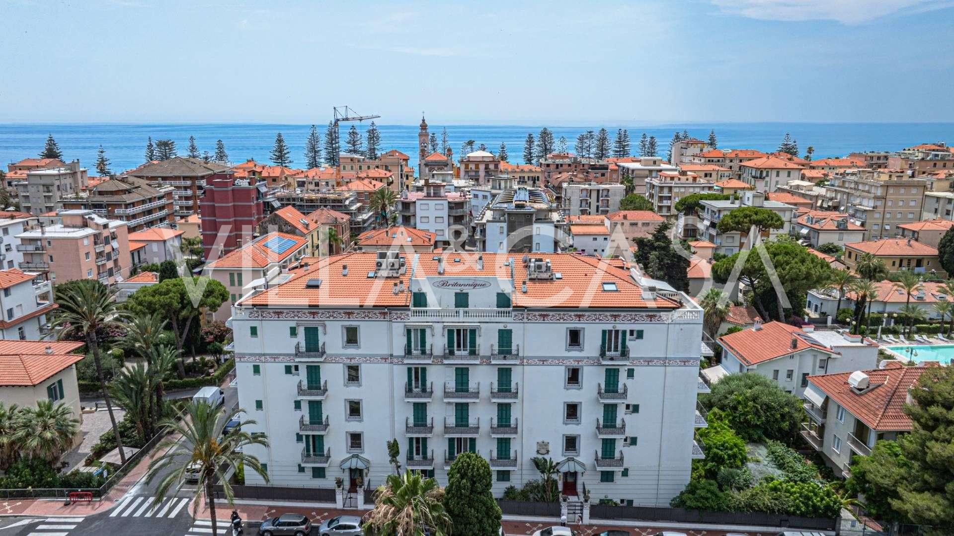 Apartamento de tres habitaciones en Bordighera en alquiler