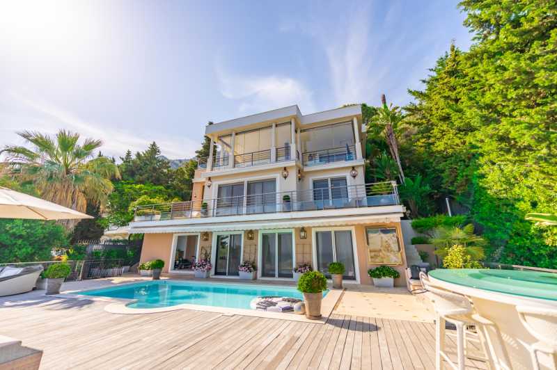 Villa junto al mar en Roquebrune-Cap-Martin.