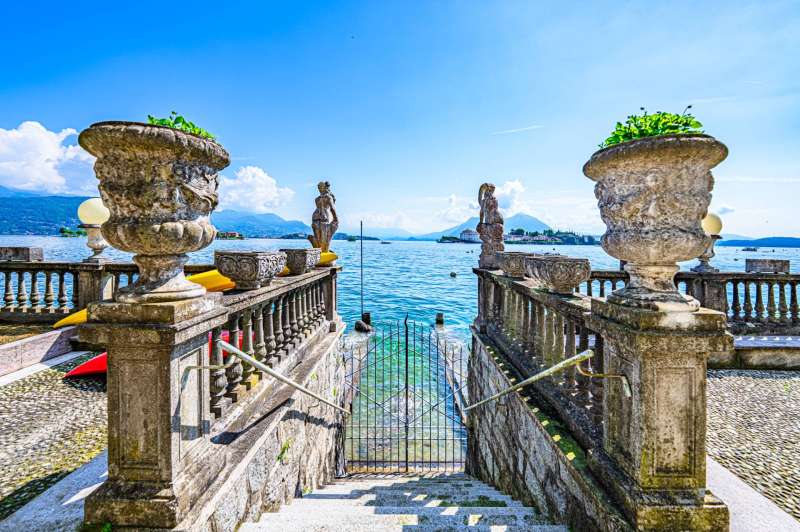 Se vende villa en Stresa cerca del lago