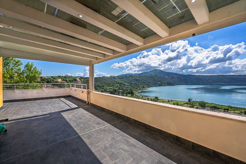 Ático de lujo en Castel Gandolfo