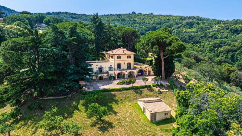Frascati, villa de lujo cerca de Roma
