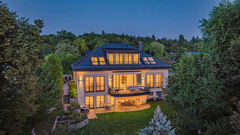 Lujosa villa en venta en Bad Homburg.