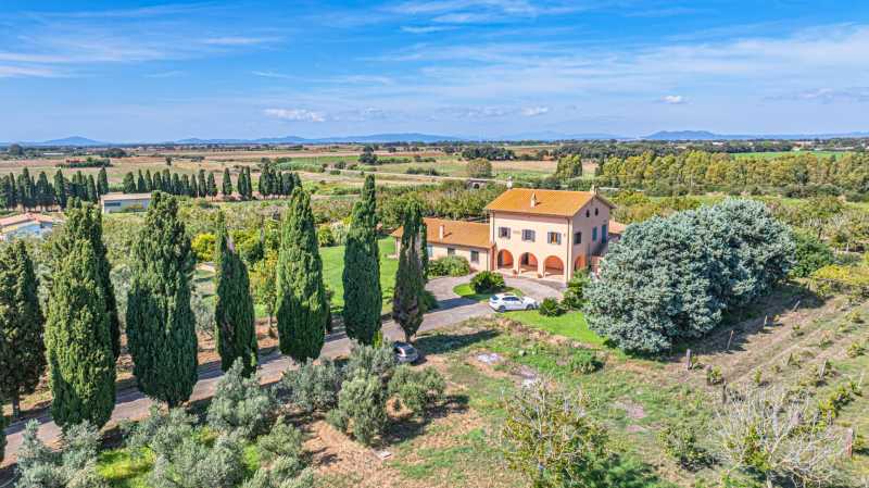 Casa de campo en venta en Tarquinia.