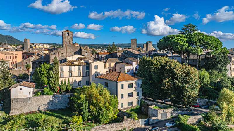 Lujosa villa en el corazón de Viterbo.