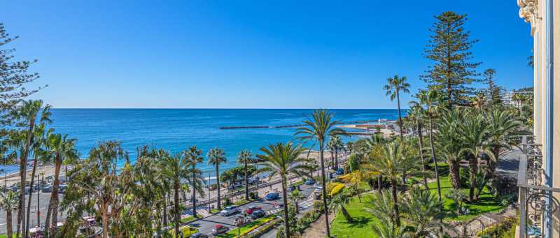 Apartamento de lujo en San Remo junto al mar en alquiler