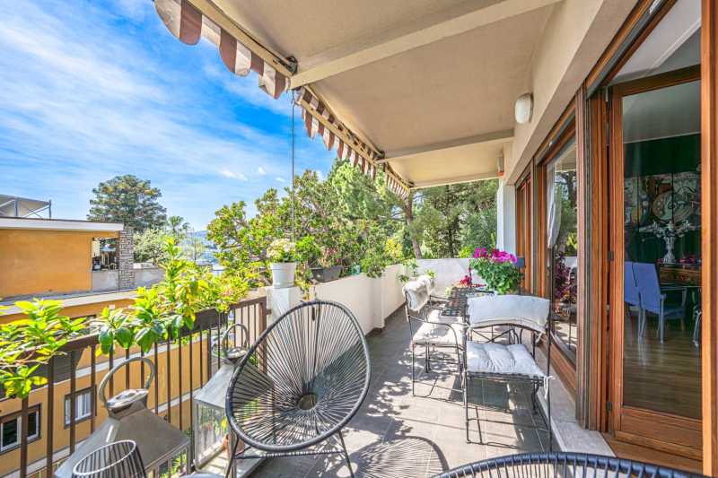 Apartamento de 200 m2 en San Remo en venta