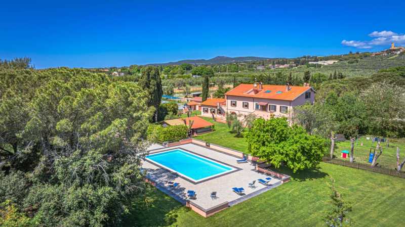 Se vende espectacular finca agroturística en Toscana