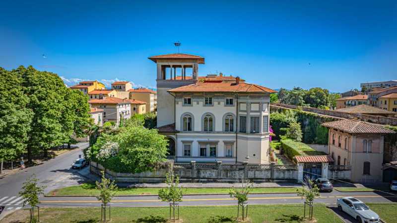 Se vende villa histórica y estilosa en el centro de Pisa