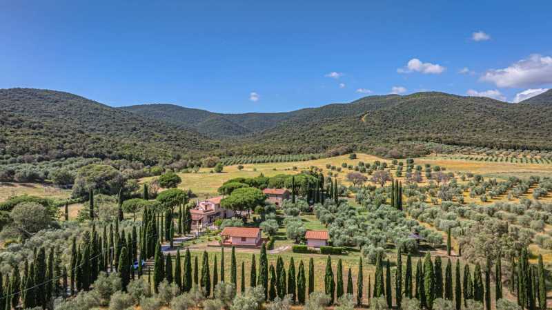 Se vende estilo agroturismo en Puntone