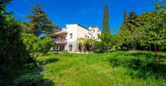 Villa en venta en Bordighera, 550 m²
