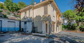 Casa en San Remo para reconstrucción.