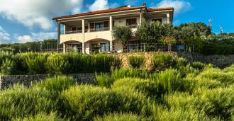 Villa en alquiler en Bordighera.