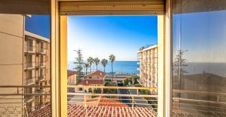 Apartamentos junto al mar en Bordighera.