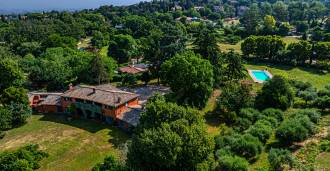 Villa con piscina, histórica, Grottaferrata.