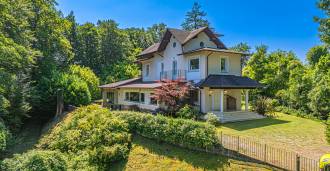 Villa de lujo cerca del lago Maggiore en Stresa en venta.