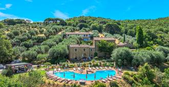 Agroturismo de lujo junto al lago Trasimeno en Umbría