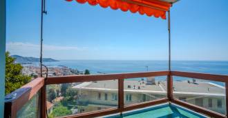 Apartamentos de lujo con vista al mar en San Remo.