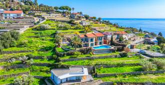 Casa en venta cerca del mar en Bordighera.