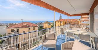Apartamento en San Remo reformado en venta