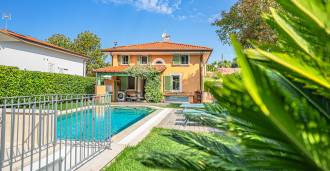 Se alquila villa junto al mar en Marina di Pietrasanta