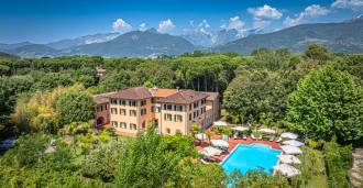 Hotel-villa magnífico en venta en la costa de Toscana