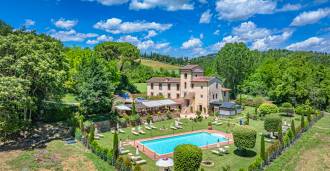 Se vende impresionante mansión histórica cerca de San Gimignano