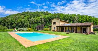 Villa en Toscana, cerca de Lucca, en venta