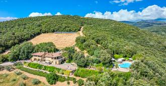 Propiedad de prestigio para viticultura en Toscana, Massa Marittima, en venta