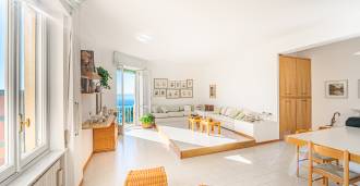 Apartamento junto al mar en San Remo, opción de lujo en venta