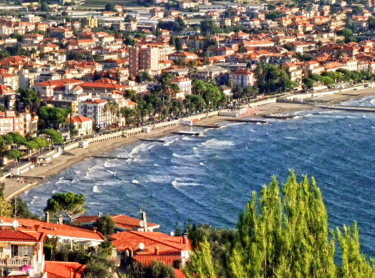 Diano Marina en el Imperio: dónde relajarse en Italia 2021